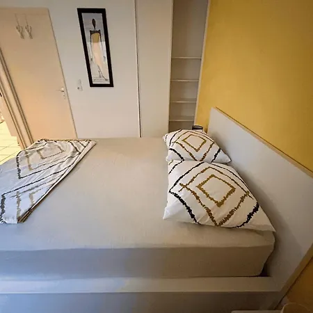 Roumiappart Du Moulin Apartman *